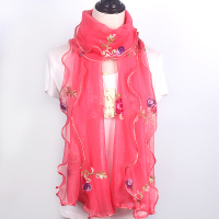 秋冬新款荷叶边刺绣包边围巾 女长款百搭高弹绣花纱巾 民族风丝巾 西瓜红 牡丹花包边