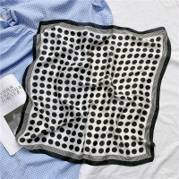 韩版好质感新款复古防晒小丝巾职业百搭小方巾头巾女装饰领巾发带 五线框大波点黑白