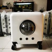 宠物拉杆箱猫咪户外便携式旅行箱太空舱宠物万向轮透气大容量中型 白色