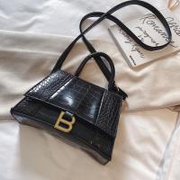 沙漏包包女2021新款法国小众高级感手提包复古鳄鱼纹单肩斜挎包潮 黑色