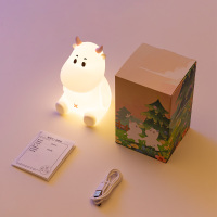 小牛小夜灯新生儿哺乳喂奶护眼宝宝婴儿卧室床头拍拍硅胶睡眠充电 萌牛-粉