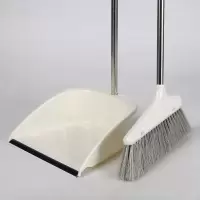 扫把套装家用软毛猪毛扫地笤帚簸箕扫头发神器单个魔术扫帚地刮包 塑料扫把+簸箕(两件套)