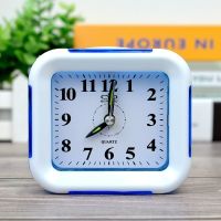 卡通闹钟学生儿童钟表卧室床头创意小牛闹钟个性时尚简约现代田园 913特价款颜色随机发