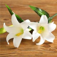 仿真花玫瑰花百合花瓶套装假玫瑰花束客厅绢花假花装饰花摆件 两花一蕾 白色