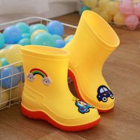 宝宝小孩儿童雨鞋男童女童雨靴防滑防水中童小童水鞋幼儿雪地胶鞋 新小车雨鞋黄色 26码(内长16厘米)