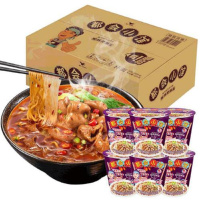 都会小馆 酸辣肥肠面84g*12桶