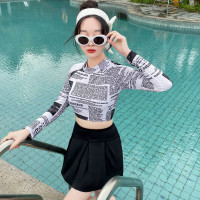 2021分体游泳衣女长袖两件套裙式平角运动学生韩版 温泉 泳装