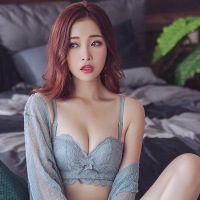 两穿蕾丝无钢圈文胸性感无肩带婚礼聚拢上托内衣