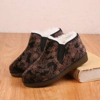 奶奶棉鞋女冬羊毛老人加绒防滑老北京布鞋老太太小脚33码大码43号