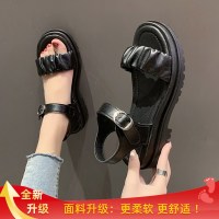 凉鞋女2021年新款女夏季平底仙女风百搭学生厚底松糕鞋罗马沙滩鞋