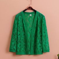 新款中老年女装短款蕾丝披肩宽松大码镂空坎肩空调衫夏季百搭外套