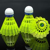 1个顶8个羽毛球耐打比赛尼龙球室内外训练球拍线手胶