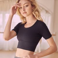 带胸垫瑜伽服套装防下垂运动背心女款外穿健身跑步美背上衣夏