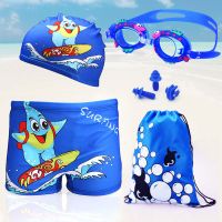 新款卡通儿童游泳衣男童泳裤大小童男孩平角裤+帽宝宝学游泳套装