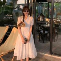 实拍~孕妇装2021新款夏季小白裙时尚珍珠扣v领洋气中长款连衣裙 白色 M