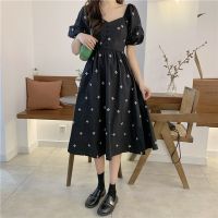 2021夏季新款夏赫本风复古泡泡袖重工刺绣长款连衣裙外出哺乳衣 黑色-哺乳款 M