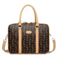 女士电脑包13寸14寸15.6寸公文包大容量手提单肩防水防震笔记本包 棕字母 14寸