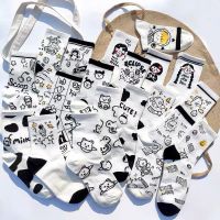 5双装黑白卡通袜子男女日系动漫星球韩版学院风百搭潮牌中筒袜女 1双随机发款体验款