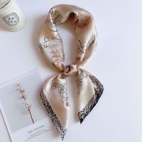 小方巾女韩国夏季百搭文艺领巾装饰复古丝巾春秋Chic发带时尚头巾 卡其F069(复古蕾丝画)