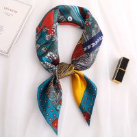 韩版小方巾女春秋季百搭职业小领巾Chic发带装饰复古韩版小丝巾 蓝边(抽象链条)