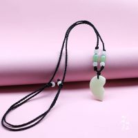 夜光石情侣项链一对刻字男女款桃心创意吊坠学生异地恋情人节礼物 深蓝光一条左边配绿珠黑绳自定义刻字