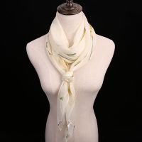 真丝大方巾印花女士桑蚕丝丝巾2020新款春秋超大方巾真丝纱巾薄款 马蹄莲米白色