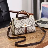 时尚女包经典小包包新款韩版印花女士手提包简约百搭单肩斜挎包女 咖啡