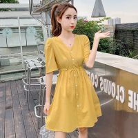 哺乳衣夏季外出森女牛油果绿连衣裙系带收腰遮肉显瘦哺乳衣连衣裙 黄色 M