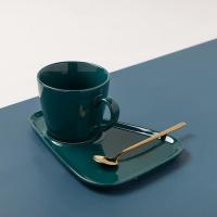 陶瓷欧式咖啡杯轻奢套装带勺碟下午茶点心盘餐具家用简约礼盒送礼 纯绿色三角碟 1杯1碟1勺 (普通装)