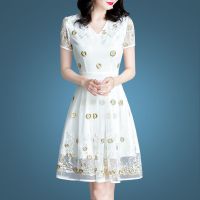 重工刺绣连衣裙夏2021新款夏装修身显瘦碎花裙子女夏季雪纺裙子 太阳花刺绣 M 建议(90-104斤)