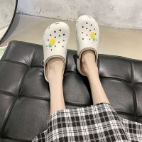 包头洞洞鞋女防滑外穿软厚底沙滩鞋透气护士凉鞋女夏季小菠萝拖鞋莎丞