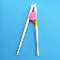日本儿童训练筷子二段家用幼儿辅助练习小孩吃饭矫正器宝宝学习筷 粉色1双(送同款粉色1双)
