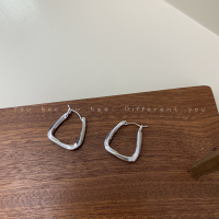 椭圆几何不规则耳环女潮简约时尚百搭个性耳坠小众设计感网红精致 扭曲U型耳钉银色