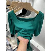 欧货设计感方领锁骨泡泡袖小衫螺纹2021夏季新款短袖t恤女上衣潮 绿色 M