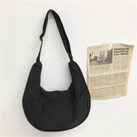 包包女斜挎包大容量百搭ins学生韩版饺子包简约休闲日系单肩包潮 黑色 收藏送运费险