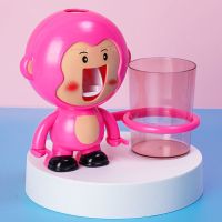 儿童卡通挤牙膏神器自动牙膏创意牙刷置物架放牙刷杯架壁挂免打孔 粉色小猴子-不带杯 两个贴片