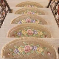 ``欧式楼梯垫楼梯毯楼梯踏步垫免胶自粘防滑地垫半圆形脚垫 楼梯垫驼色