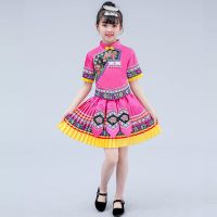 新款六一女儿童苗族演出服饰壮族葫芦丝表演服饰少数民族演出服饰 A枚红色短袖 110