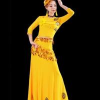 傣族长袖舞蹈演出服装孔雀舞蹈服装女成人傣族裙子表演鱼尾裙新款 黄色 S