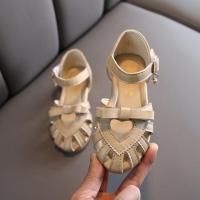 2021夏季新款包头儿童鞋公主鞋女童凉鞋中小童软底宝宝防滑沙滩鞋 驼色 21码内长13.5cm