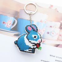 新款十字绣钥匙扣小挂件小兔子卡通挂件汽车钥匙扣挂件自己绣珠绣 Y040小兔子/蓝