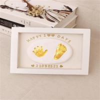 宝宝手足印泥胎毛纪念品相框新生的婴儿手印脚印永久满月百天礼物 8寸ps相框加金漆加数字贴