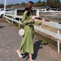 牛油果绿法式衬衫长袖连衣裙女2021春秋新款宽松打底中长裙子风衣 牛油果绿 S