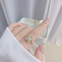 微镶旋转四叶草会转动的锆石花气质女花朵耳钉高级感耳环 (四叶草)旋转戒指