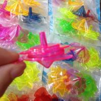 新品80后怀旧儿童玩具塑料小陀螺地转拧拧飞轮手转战斗陀螺 5包15只