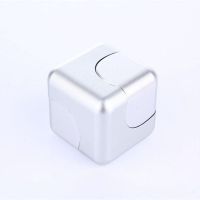 批发超便宜魔方指尖陀螺减压魔方压上课无聊玩具合金手指陀螺特价 指尖陀螺-银色 合金