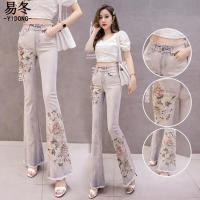 2019夏秋新款修身显瘦浅色微喇叭裤钉珠刺绣重工阔腿高腰牛仔裤女 浅蓝色 26 80-90