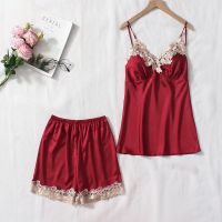 带胸垫冰丝睡衣女春夏长袖五件套仿丝绸夏吊带性感睡裙家居服套装 (两件套)吊带短裤酒红 M(100斤以内)