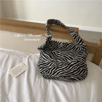 莉莉安|包包女斜挎学生ins新款秋冬可调节斑马斜挎包大容量女百搭 斑马纹单肩包