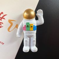 太空宇航员人物冰箱贴创意3d立体太阳月球木星冰箱磁贴 (金色)打招呼宇航员